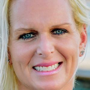 Meet your Posher, Pascha